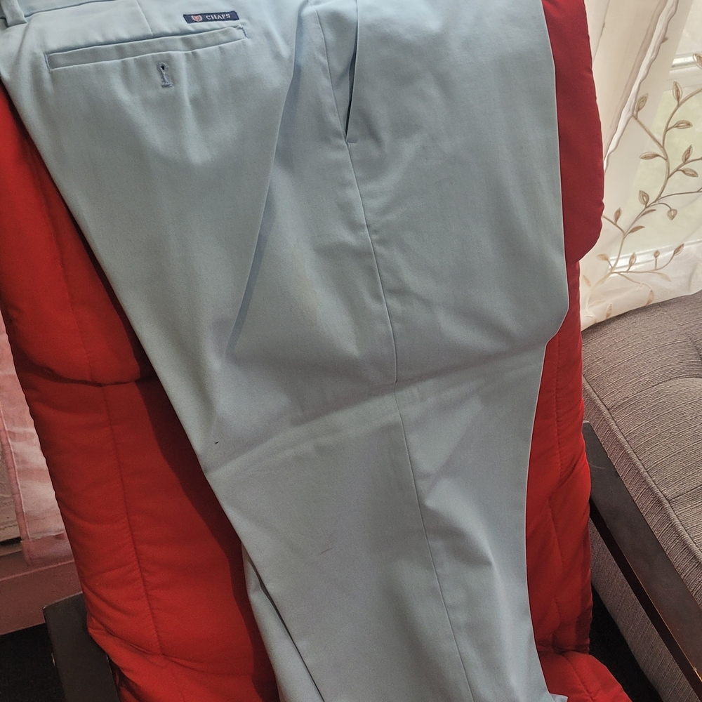 Chaps Men’s Pale Blue Dress Pants